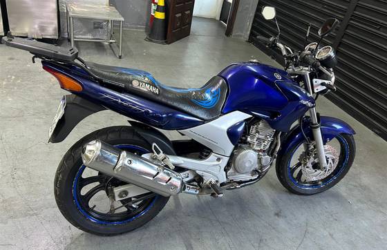 YAMAHA YS 250 FAZER 